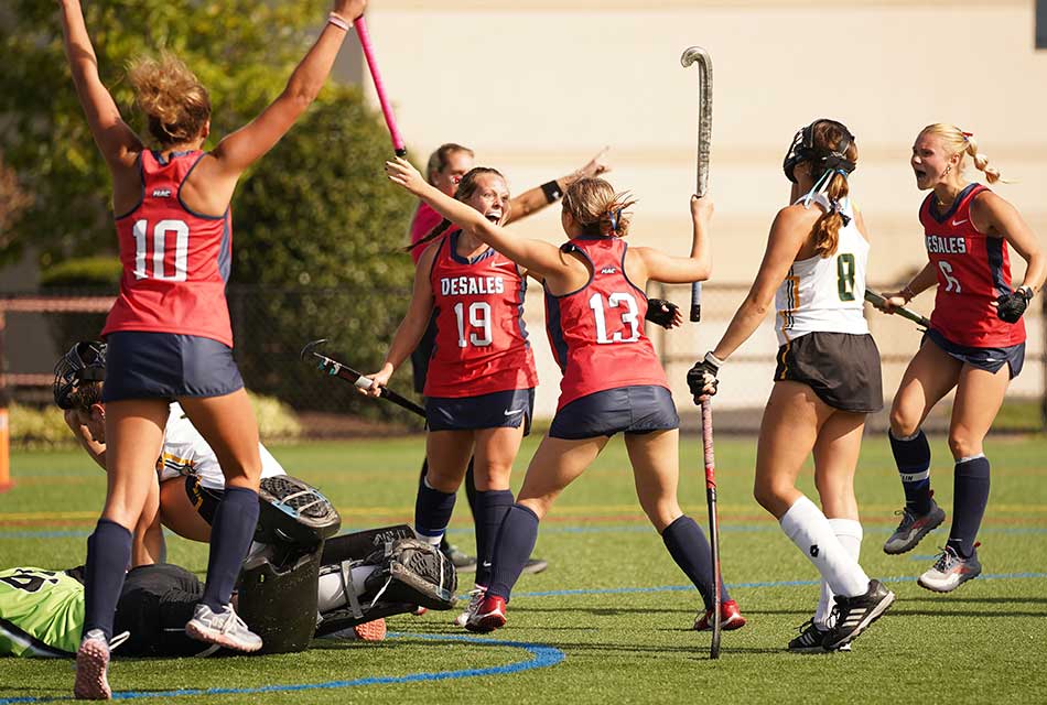 desales womens field hockey team