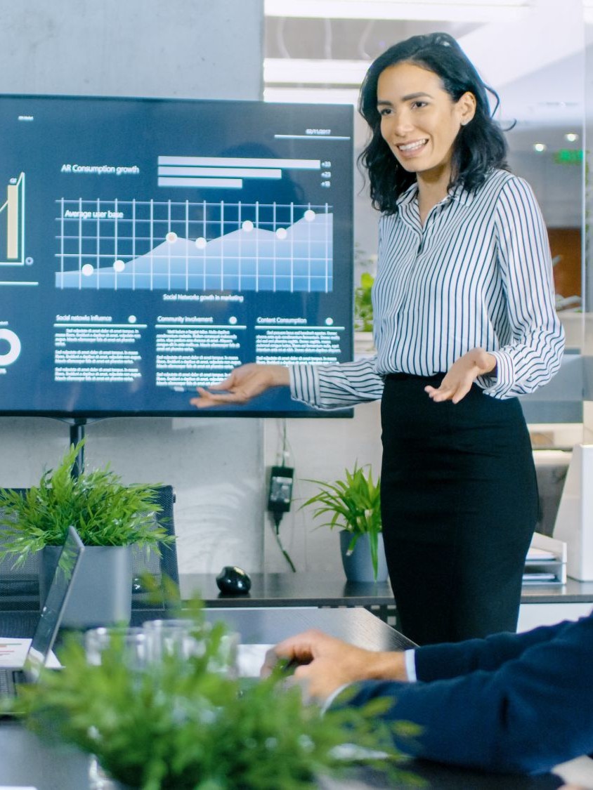 student and professor in computer lab