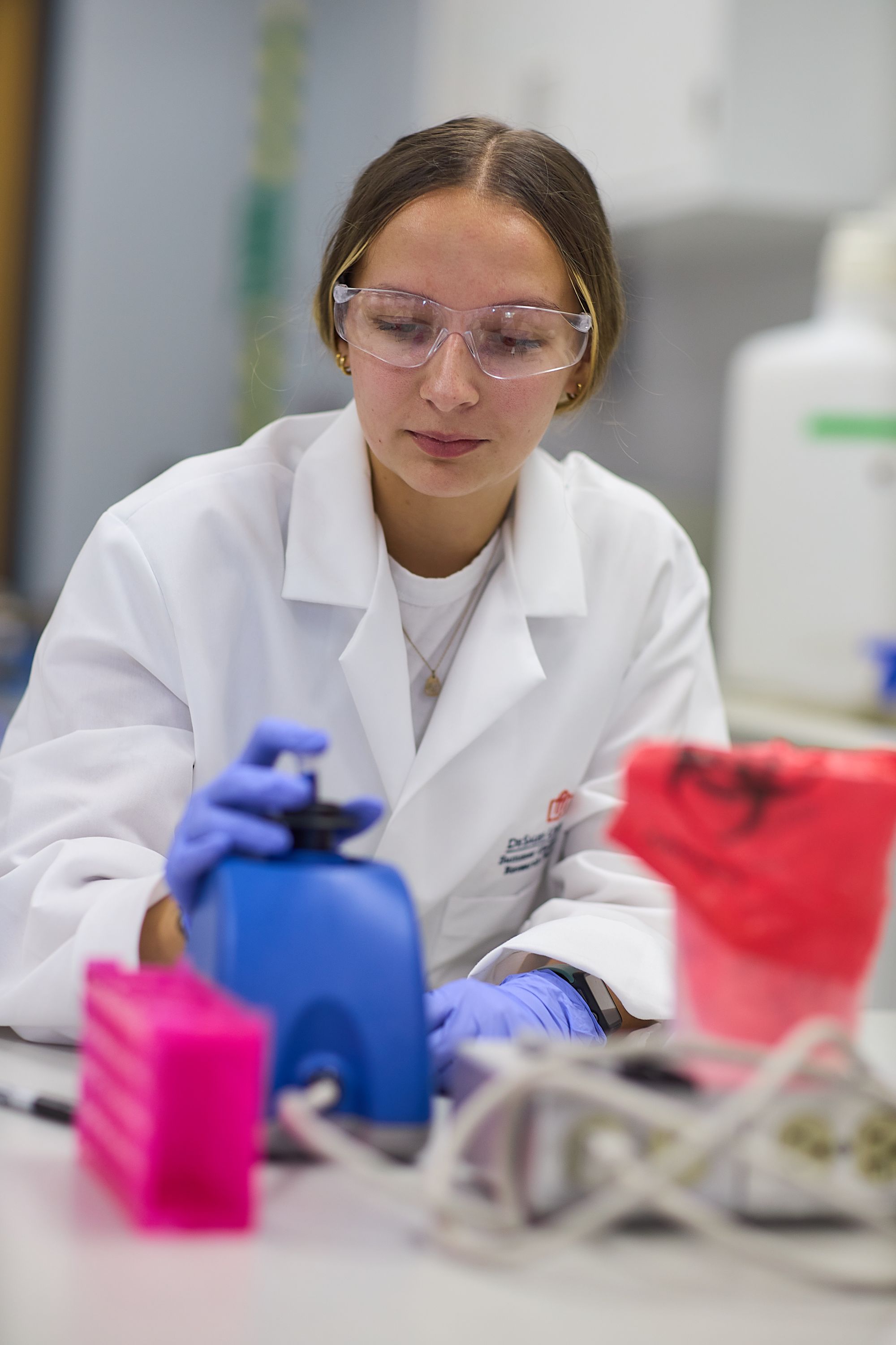 students in forensics lab